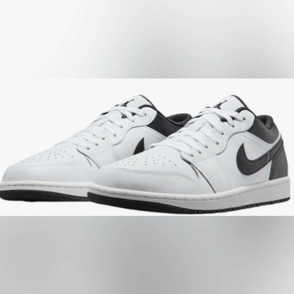 Nike Men’s Low-Top Sneakers White and Black